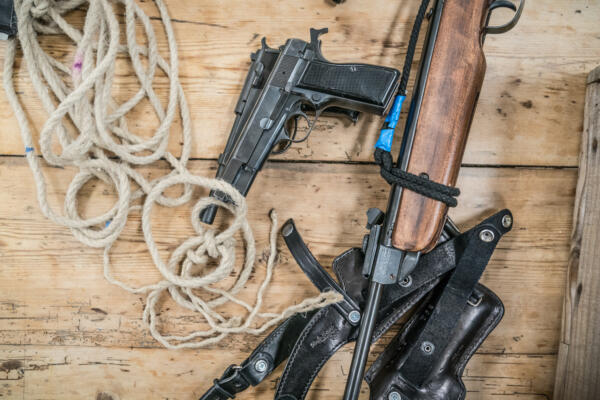 guns and rope props