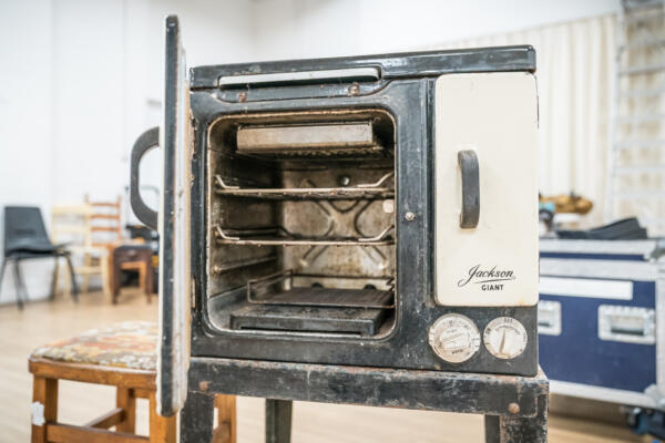 jackson giant vintage oven